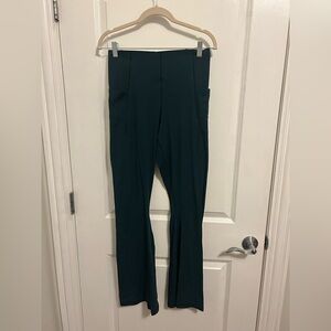 Aerie Green Yoga Pants with pockets